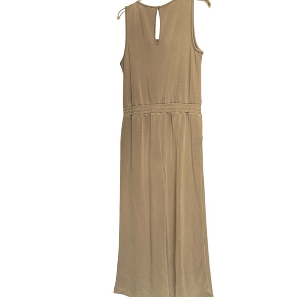 Cable and Gauge Elegant Gray Sleeveless Jumpsuit - Picture 5 of 8
